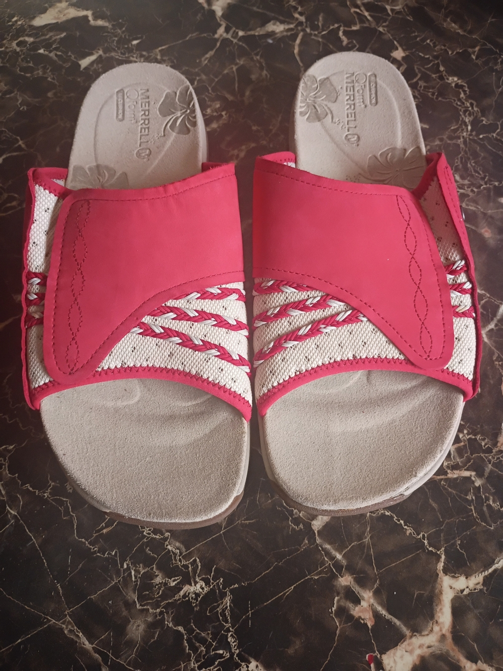 Merrell Women’s Hot Pink Slide Sandals with Cream Mesh Accents